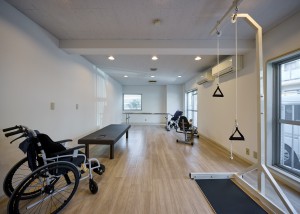 介護スタッフ（住宅型有料老人ホーム)